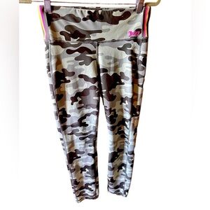 Juicy Couture Sport medium  green camouflage leggings. Pink & yellow stripe trim
